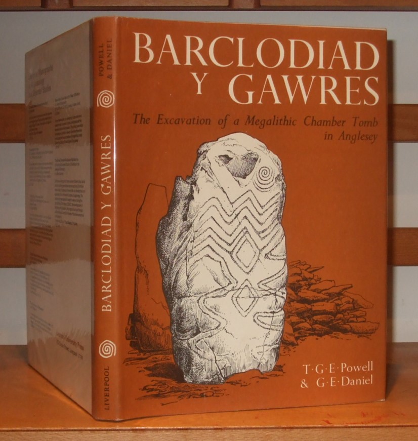 Image for Barclodiad Y. Gawres. The Excavation of a Megalithic Chamber Tomb in Anglesey 1952-1953