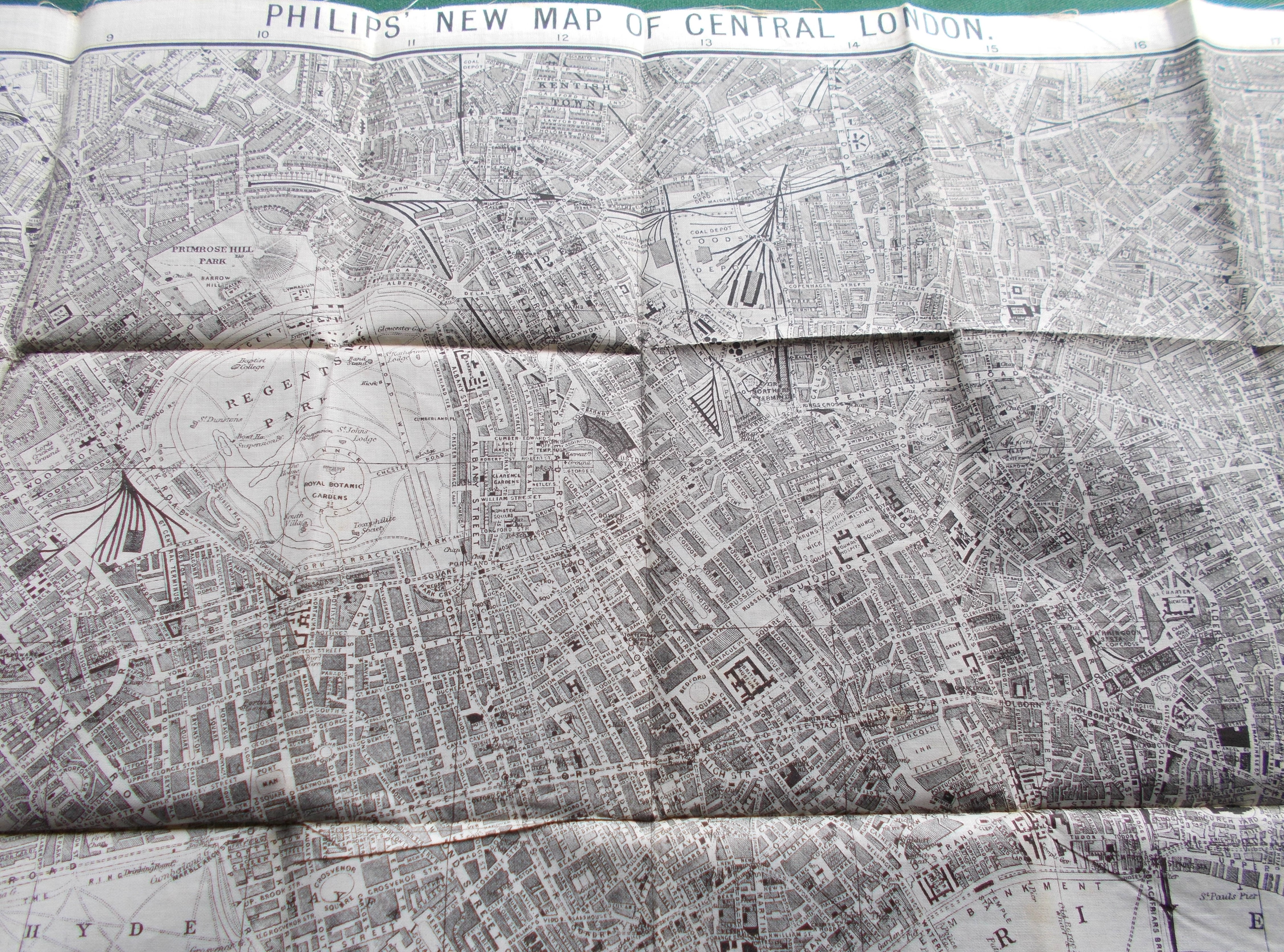 Philips' New Map of Central London