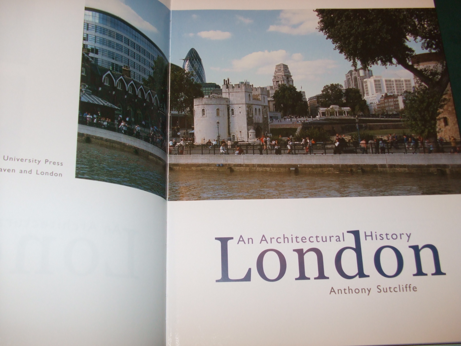 Image for London: An Architectural History